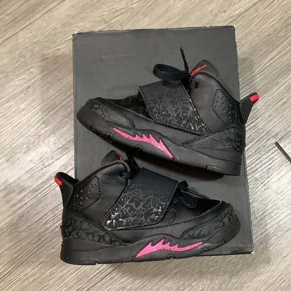 Jordan Other - Jordan 881565-009 Infants and Toddler Son of GT Black Hyper Pink size 7C